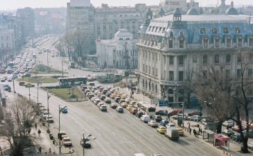 Streets of Bucharest. Photo by Pelayo Arbués.