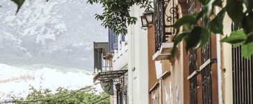 Madrid-Athens flights price comparison calendar