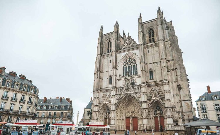 Find cheap flights to Nantes, France. 