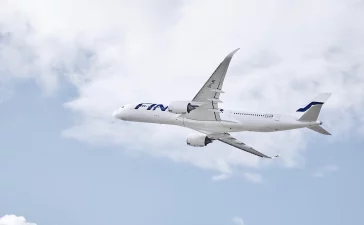 Finnair aircrat.