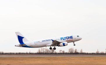 FlyOne Armenia plane