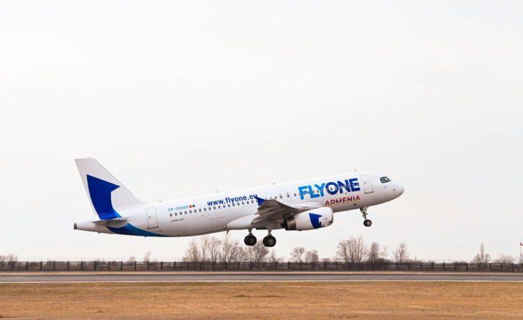 FlyOne Armenia plane