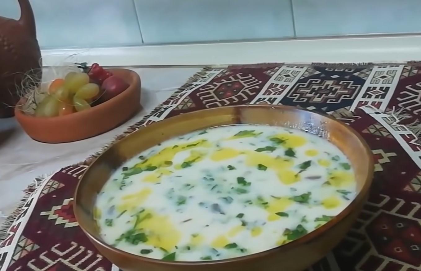 Spas (սպաս) - a sour soup from Armenian cuisine.